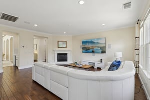 Ledgewood Ter-1205-011.jpg
