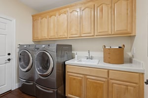 Ledgewood Ter-1205-024.jpg