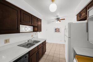 6135 94th St b1, Oak Lawn, IL 60453_001