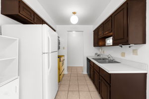 6135 94th St b1, Oak Lawn, IL 60453_003