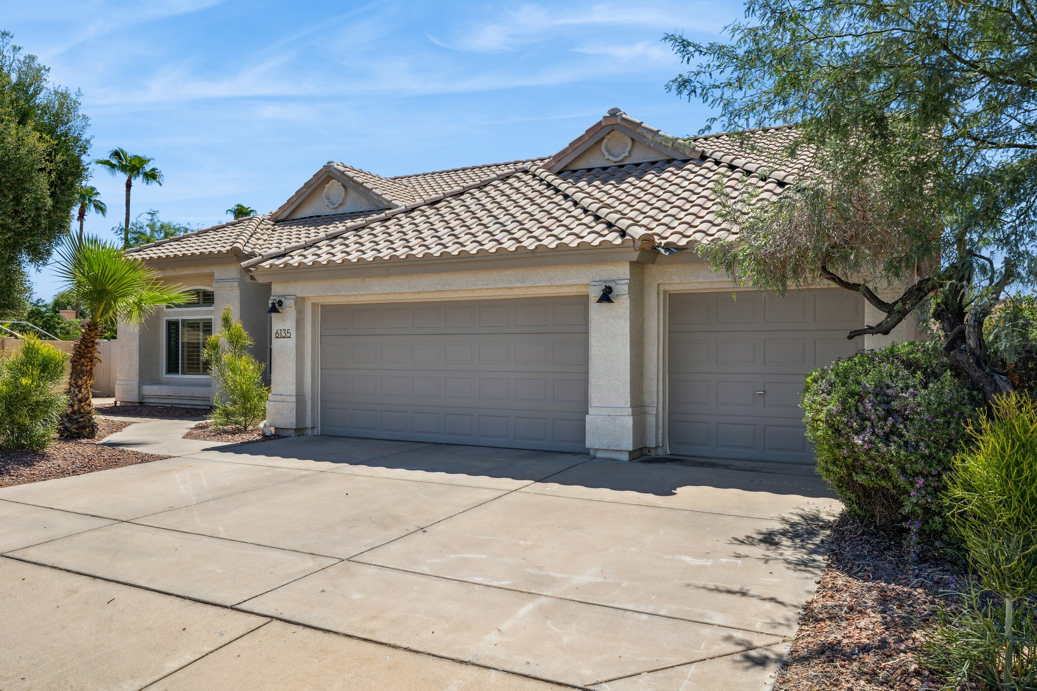 6135 E Aire Libre Ln - 003 (2).jpg