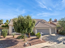 6135 E Aire Libre Ln - 012 (2).jpg