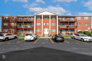 6135 W 94th St b1, Oak Lawn, IL 60453_001