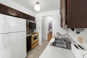 6135 W 94th St b1, Oak Lawn, IL 60453_003