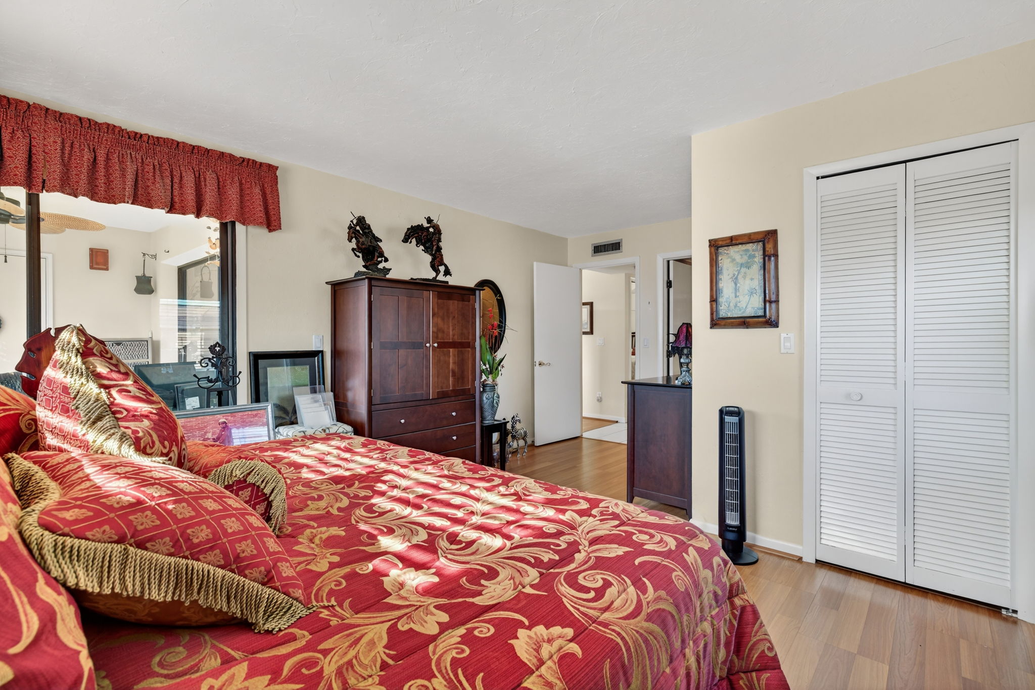 Primary Bedroom 4 of 4