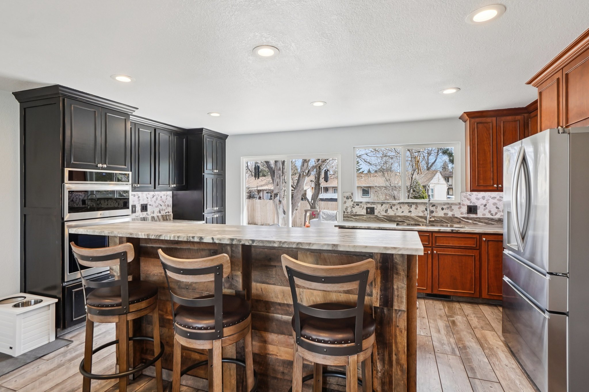 W 85th Pl-S0103-014.jpg