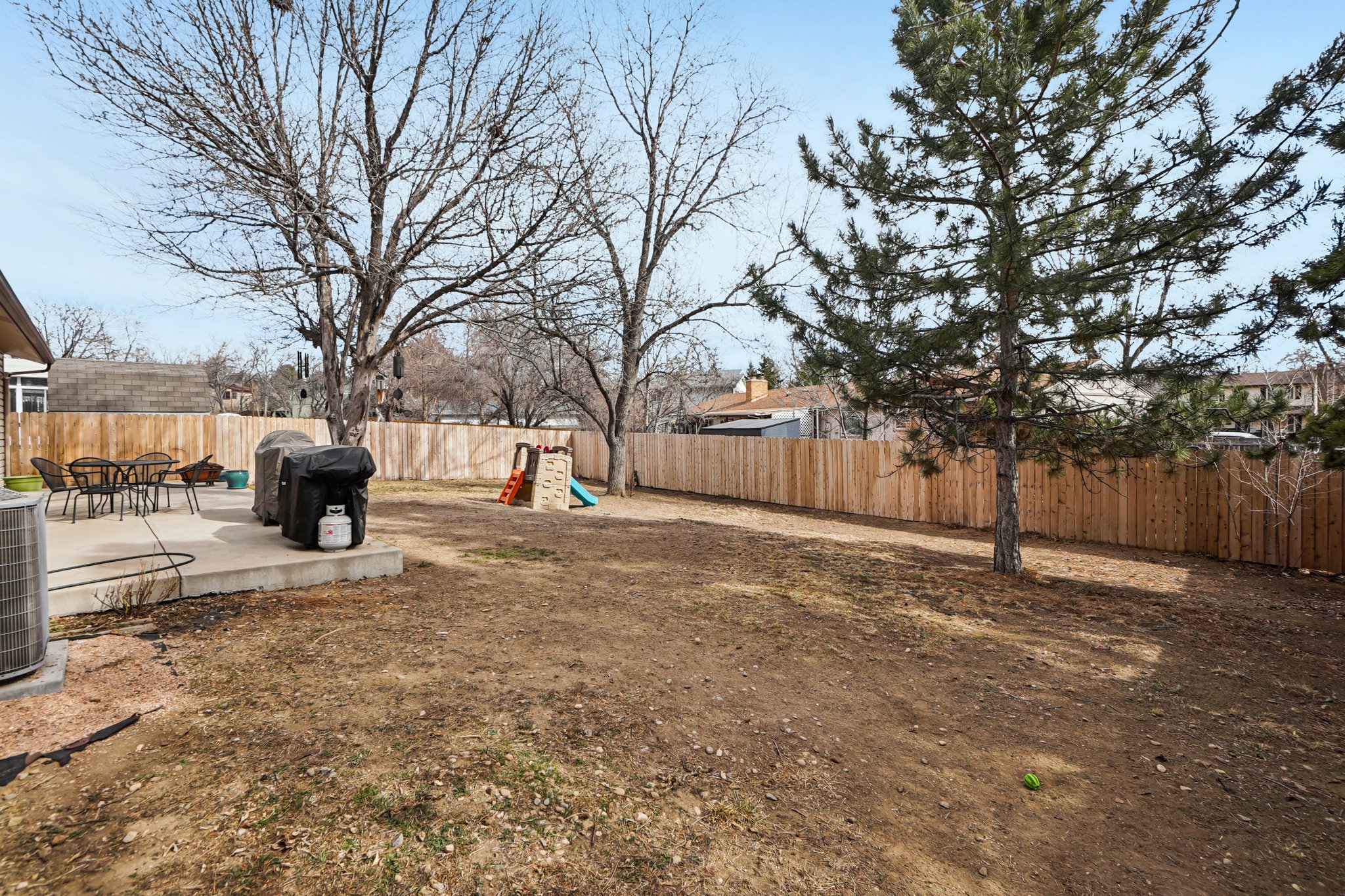 W 85th Pl-S0103-035.jpg