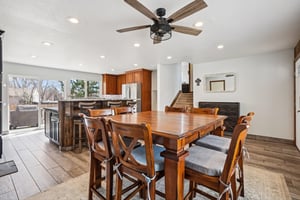 W 85th Pl-S0103-011.jpg