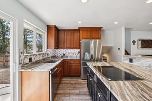 W 85th Pl-S0103-016.jpg