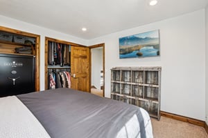 W 85th Pl-S0103-024.jpg