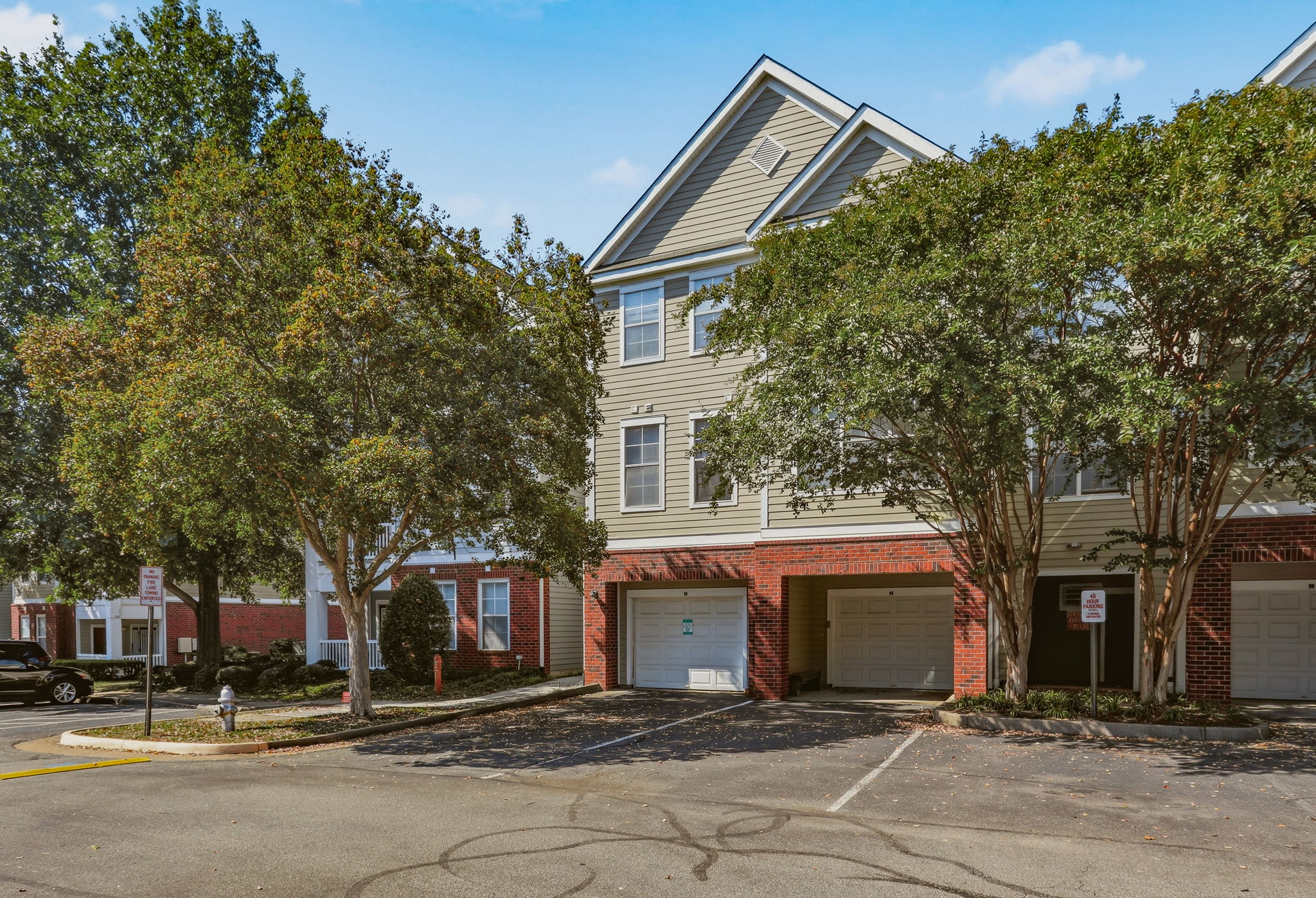 02-Exterior Front