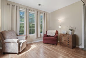 09-Sunroom