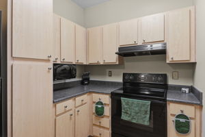 14-Kitchen