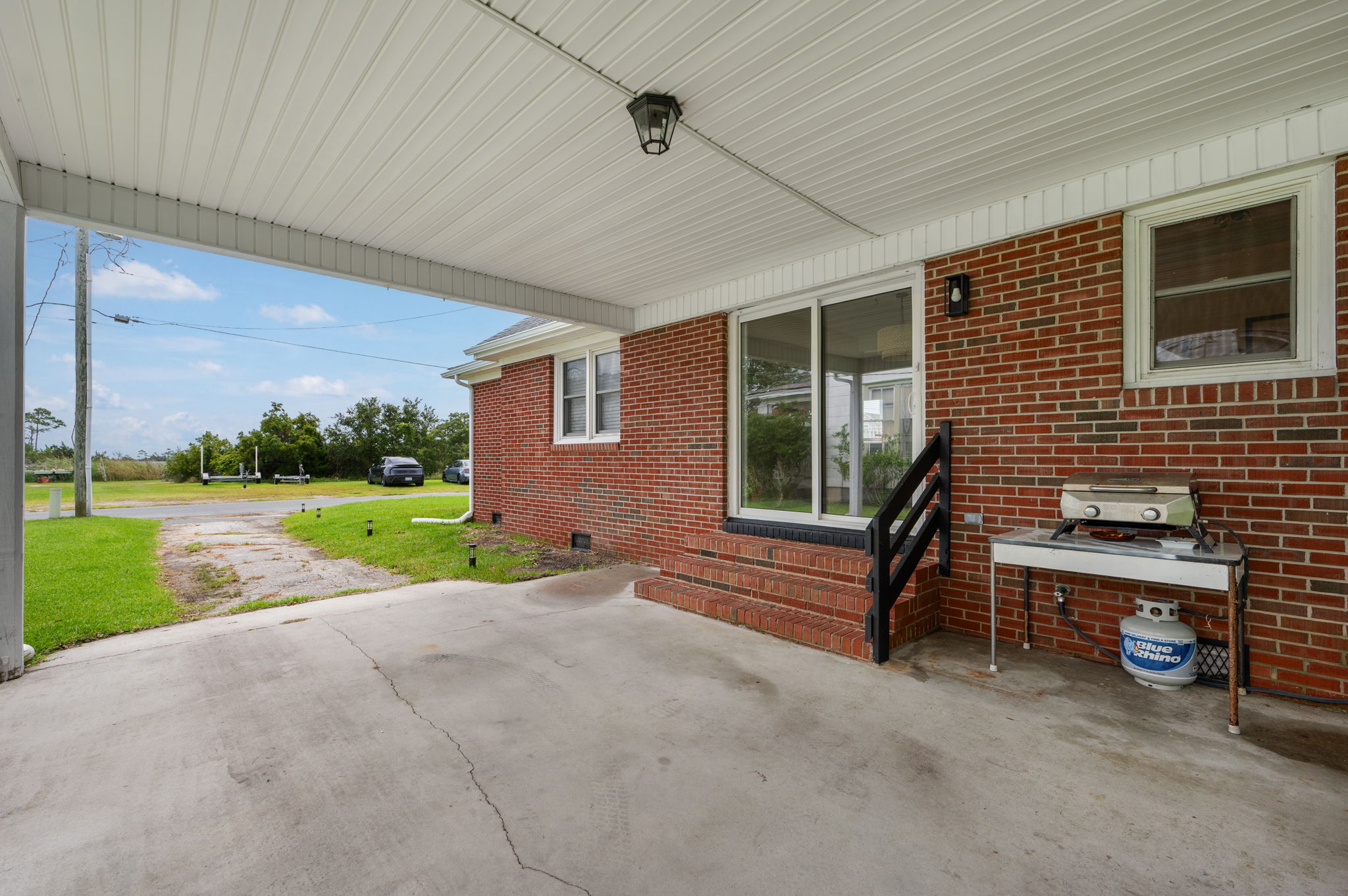 614-Croatan-Ave-Carport