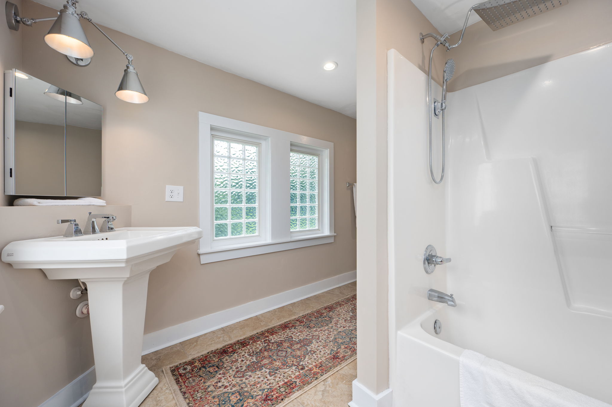 614-Croatan-Ave-Full-Bath-V3