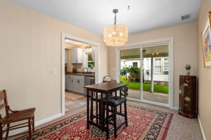 614-Croatan-Ave-Dining