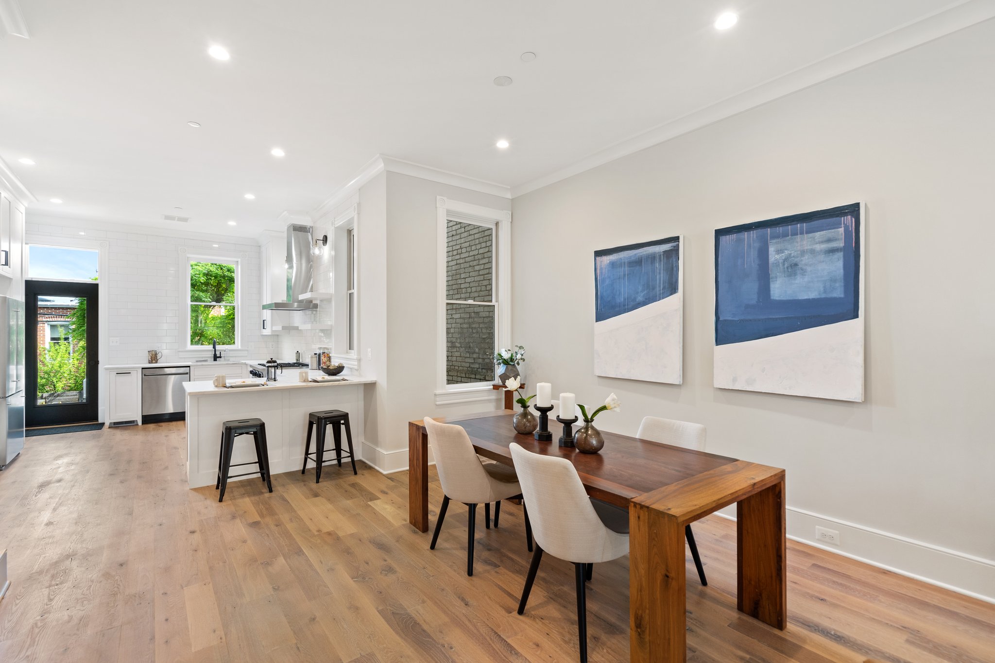 614 E St NE, Washington, DC 20002, USA Photo 13