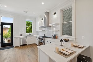 614 E St NE, Washington, DC 20002, USA Photo 14