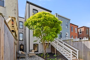 614 E St NE, Washington, DC 20002, USA Photo 48