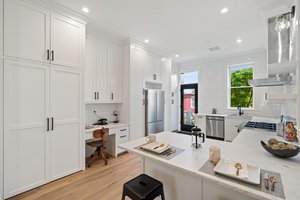 614 E St NE, Washington, DC 20002, USA Photo 15