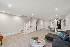 614 E St NE, Washington, DC 20002, USA Photo 38