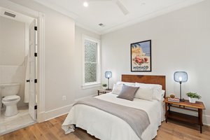 614 E St NE, Washington, DC 20002, USA Photo 31