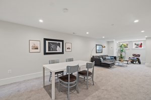 614 E St NE, Washington, DC 20002, USA Photo 41