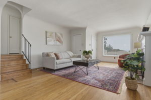 614 Kern St photo 11 of 60