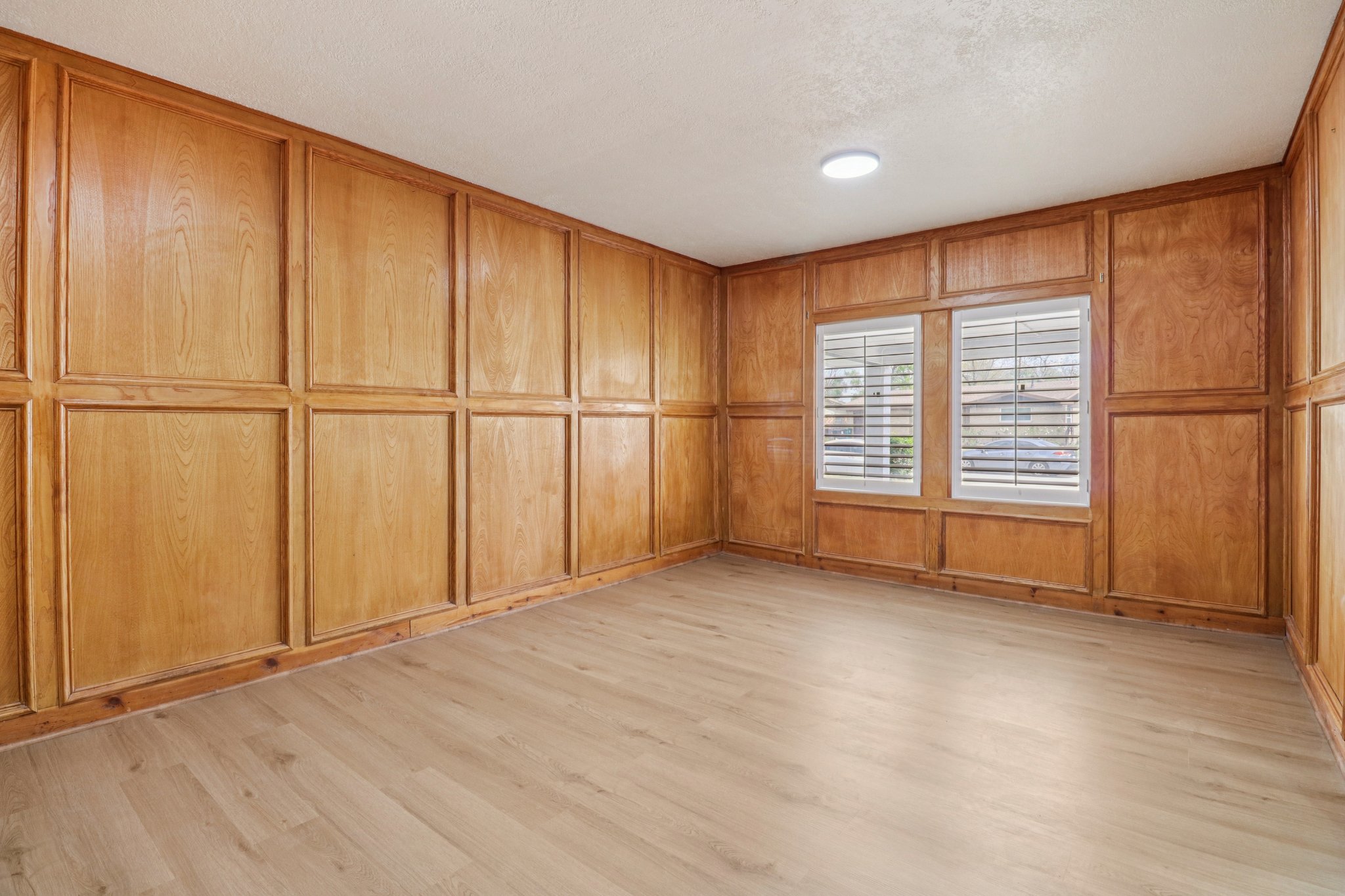 Nest Ln-S2503-007.jpg