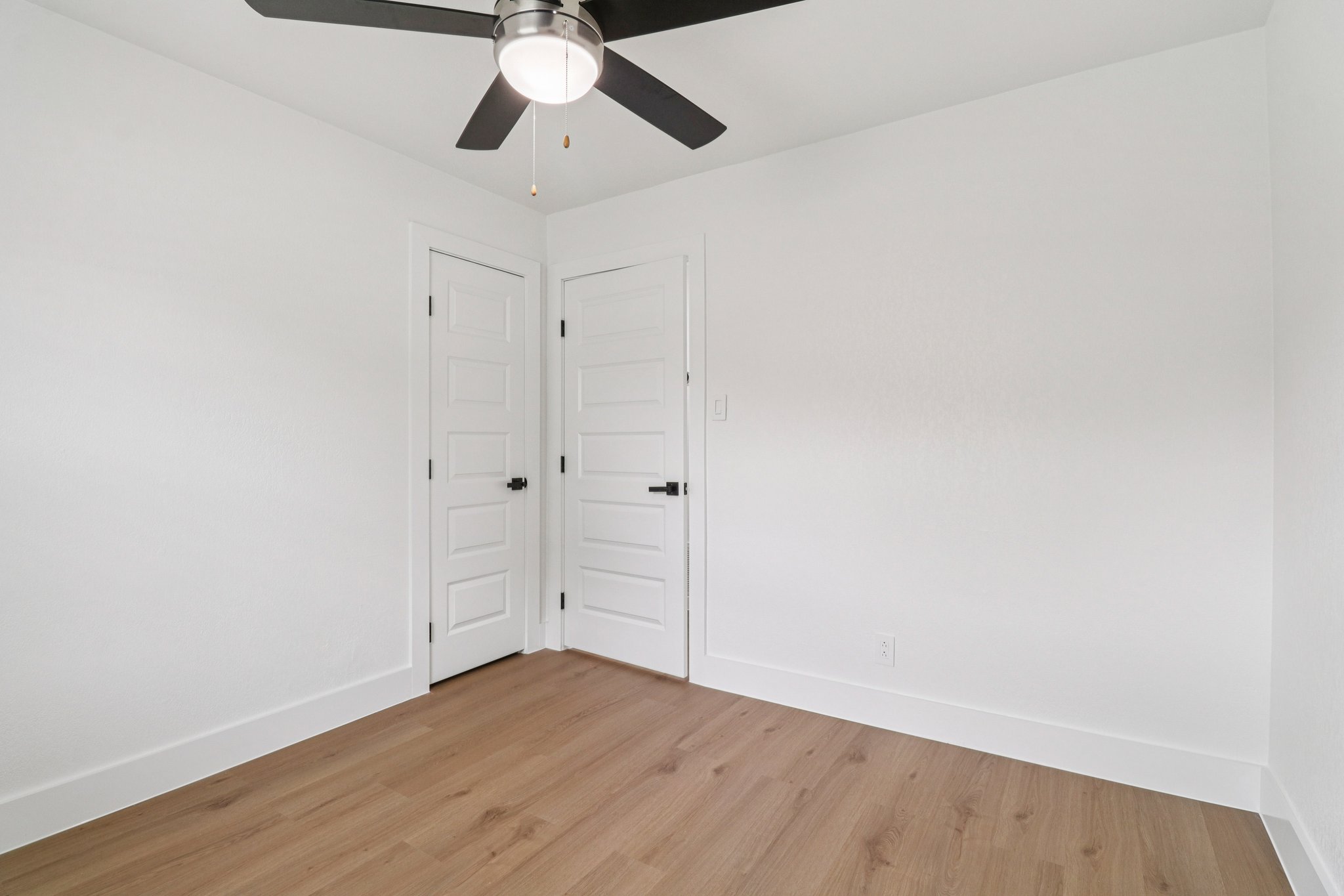 Nest Ln-S2503-022.jpg