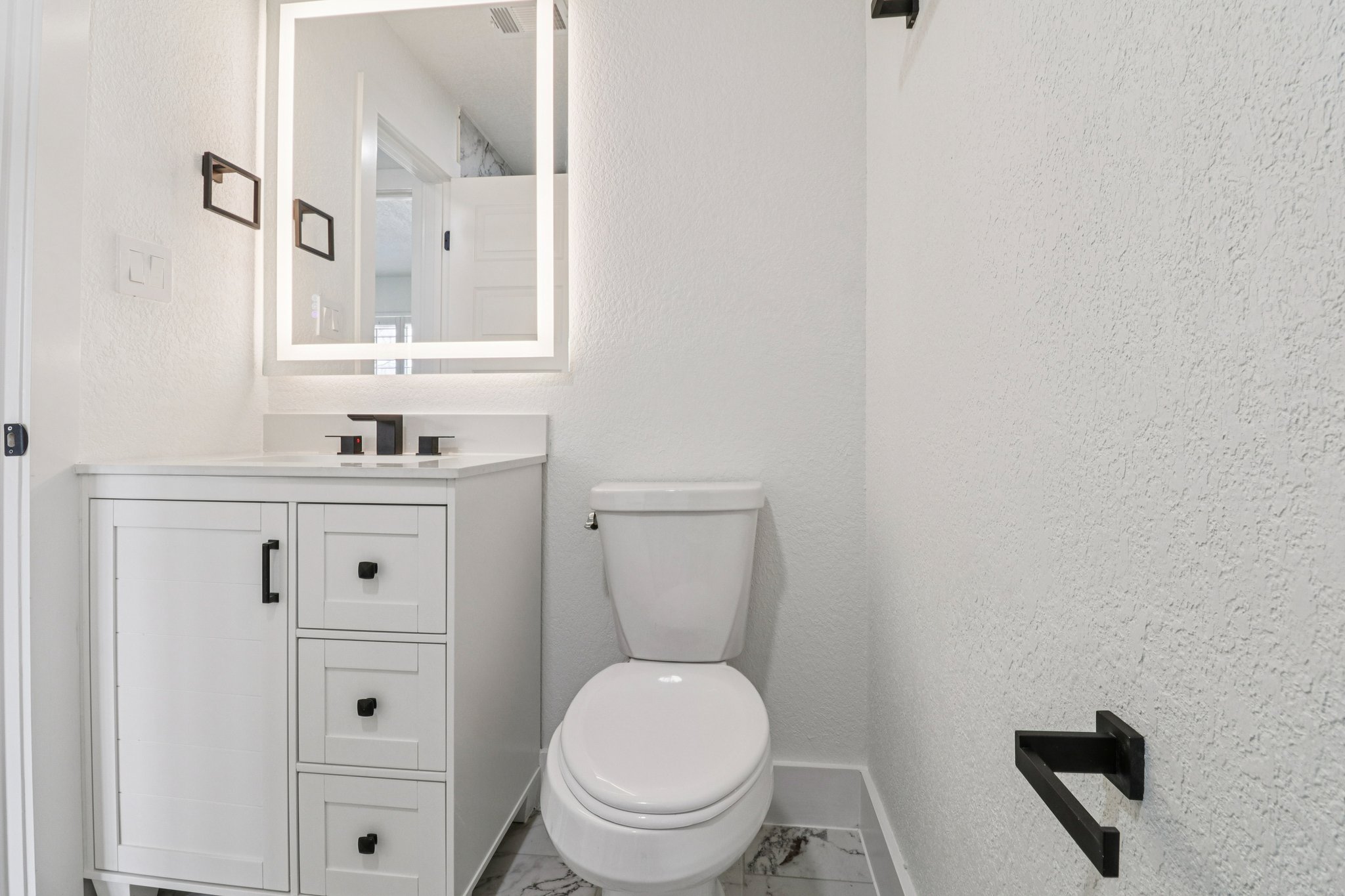 Nest Ln-S2503-025.jpg