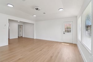 Nest Ln-S2503-011.jpg