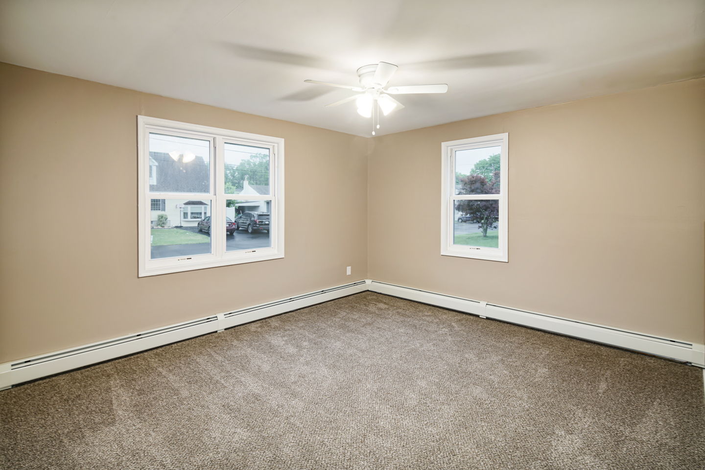 614 Park Ave, Bristol, PA 19007 PLUSH Image Corporation