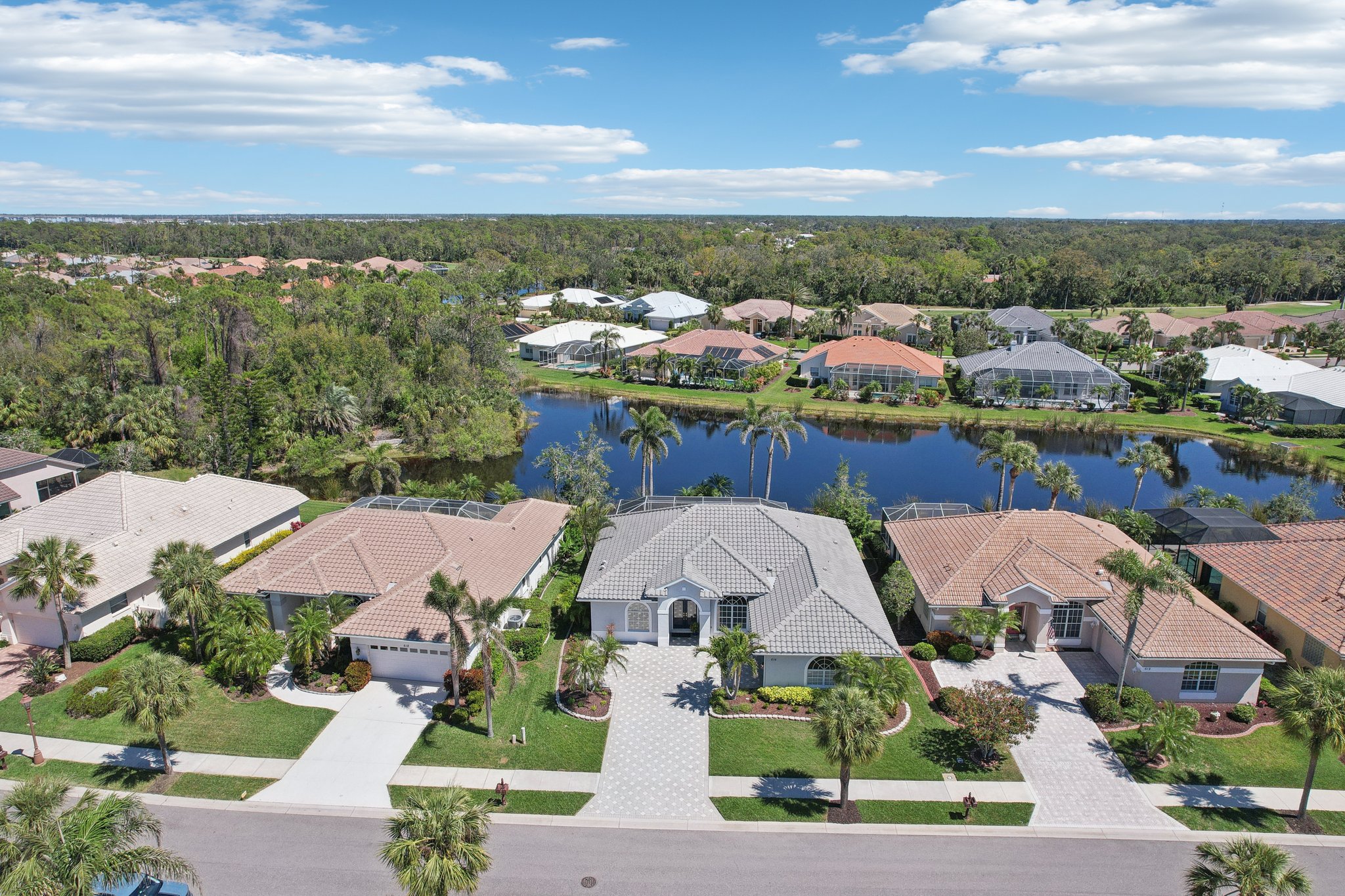 Pond Willow Ln-050r.jpg