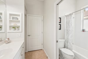 Pond Willow Ln-028.jpg