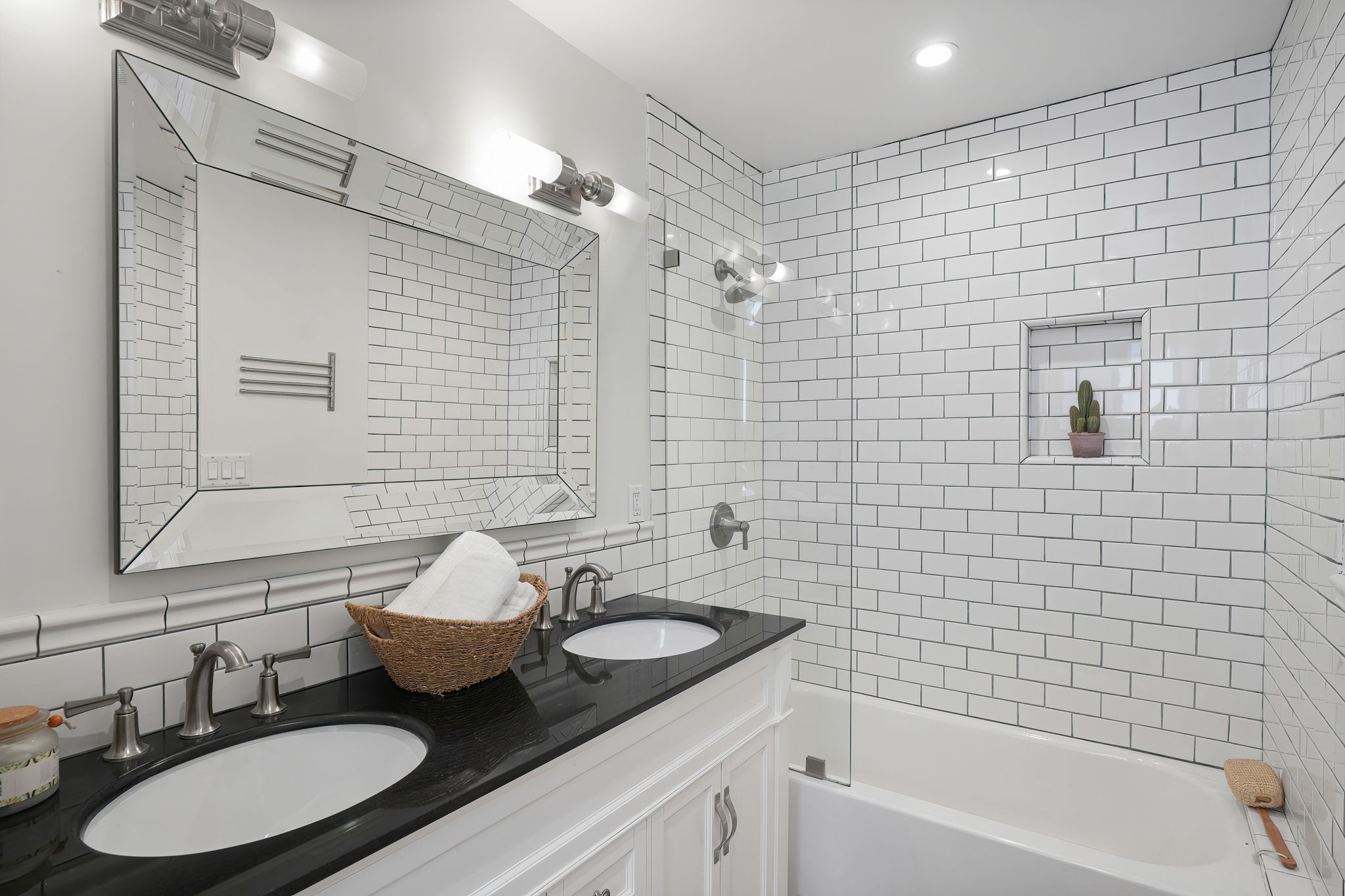 614 Rosemont Avenue-30