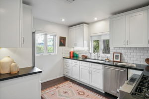614 Rosemont Avenue-21