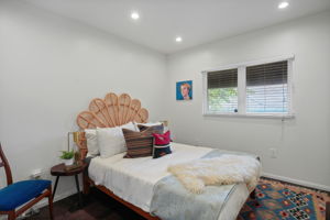 614 Rosemont Avenue-33
