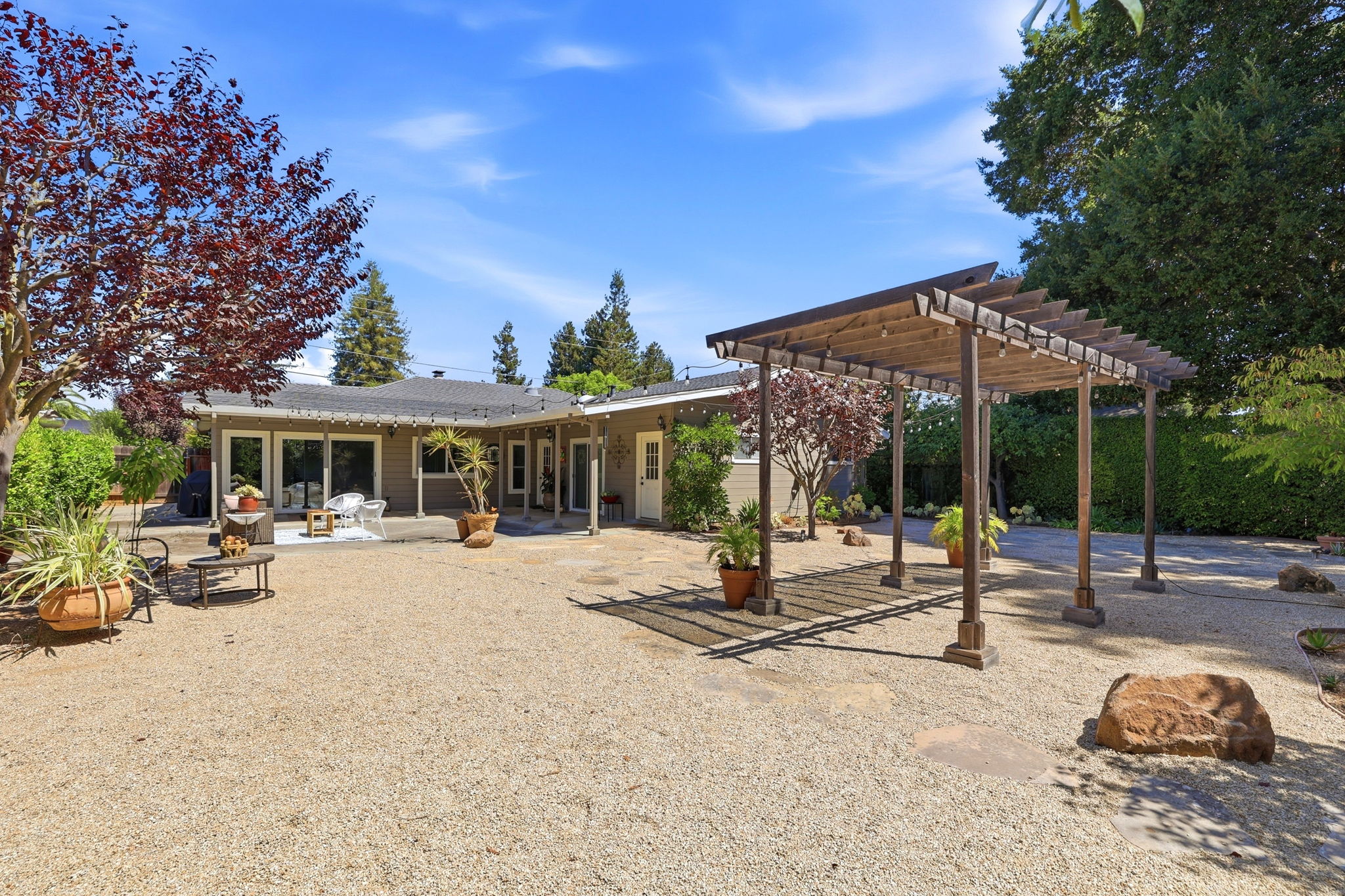  Photo 39