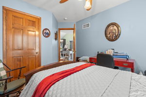  Photo 23