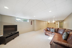 24_Interior