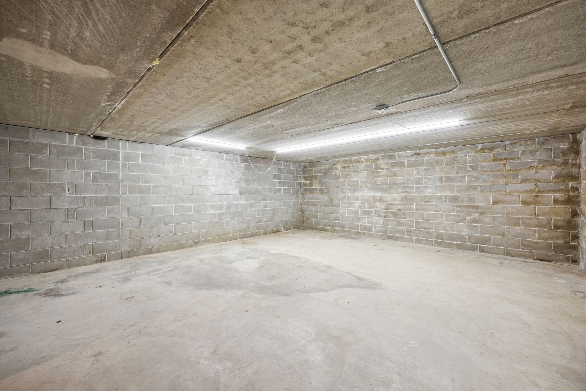 21_Interior