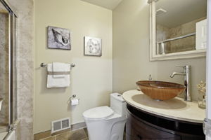  Photo 31