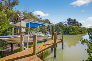 Dock 2 of 3