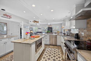 Kitchen 3 of 3