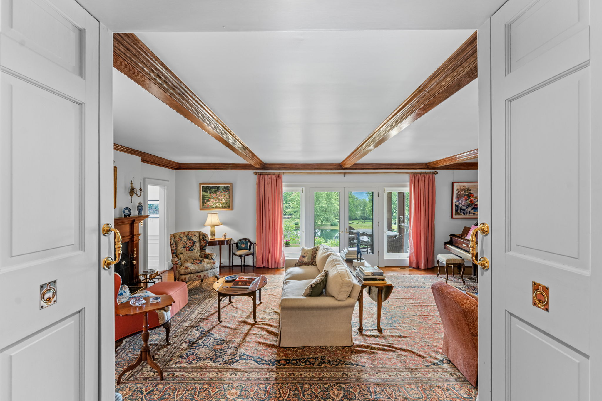 Living Room overlooking large pond