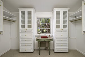 2nd Floor Primary dressing area