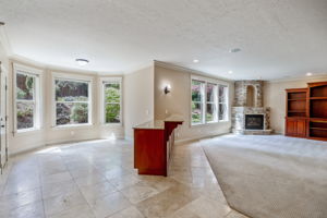 Breakfast Nook and 2nd Granite Counter w/Wine Cooler