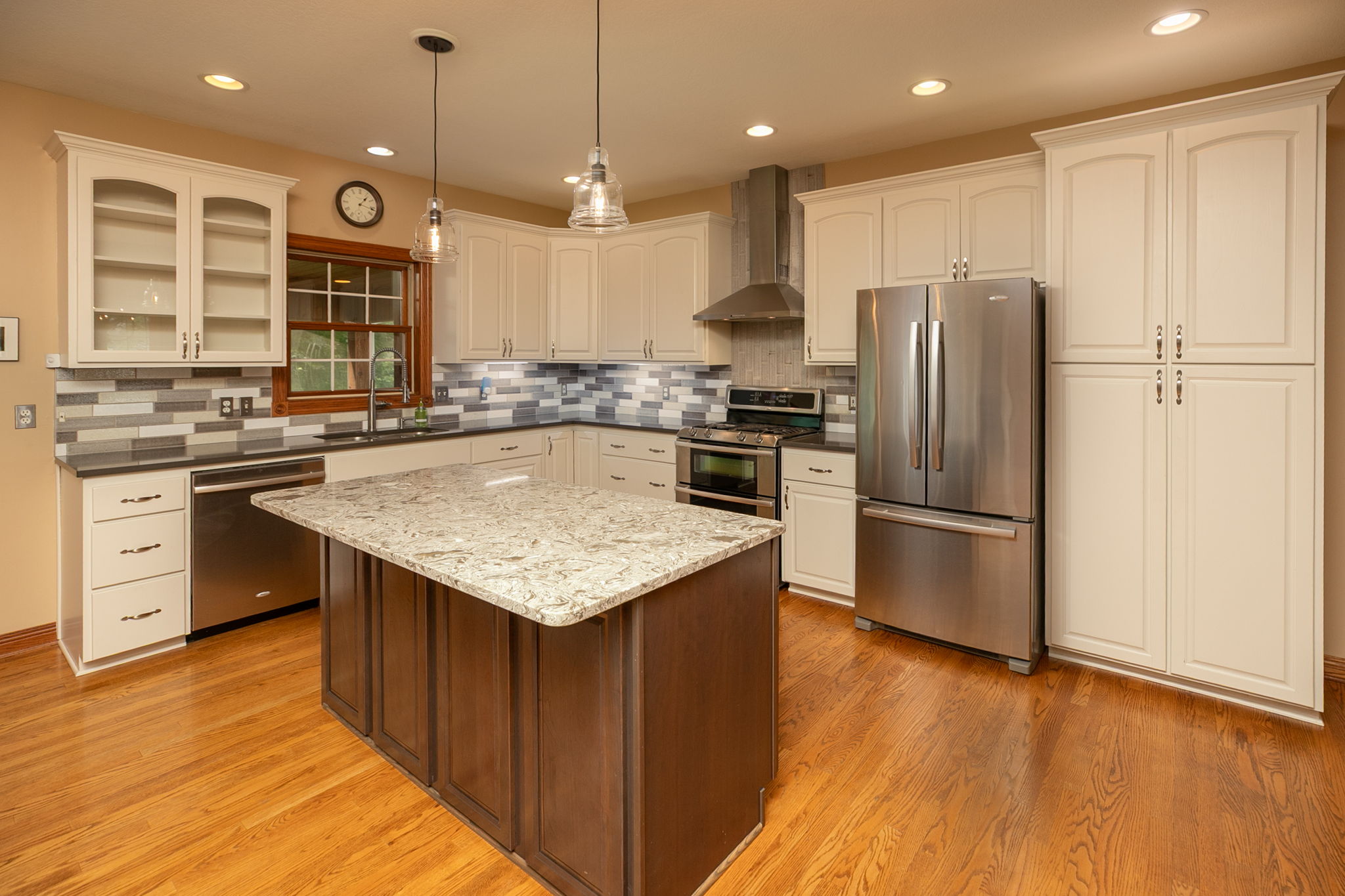 12-Kitchen