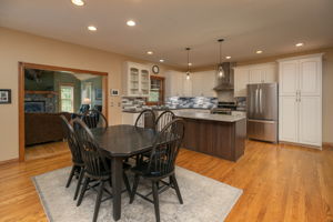 10-Kitchen